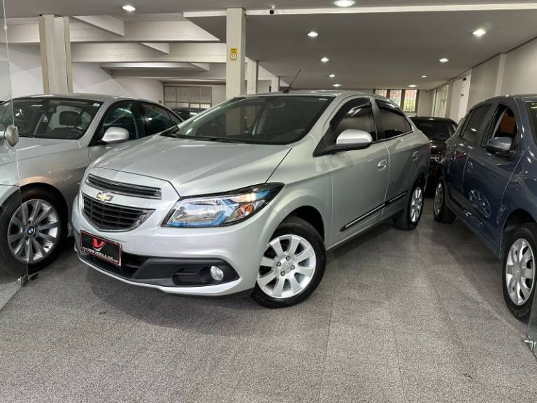 CHEVROLET - PRISMA - 2013/2013 - Prata - R$ 44.900,00
