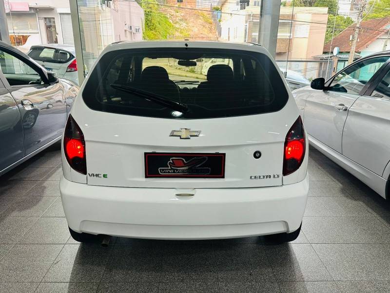 CHEVROLET - CELTA - 2015/2014 - Branca - R$ 34.900,00