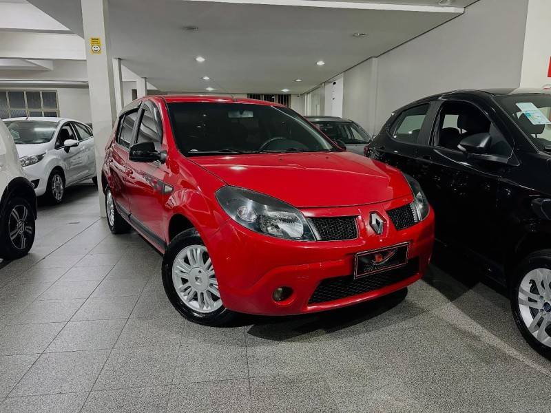 RENAULT - SANDERO - 2011/2011 - Vermelha - R$ 33.900,00