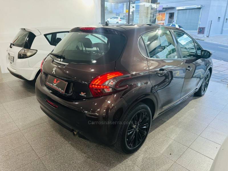 PEUGEOT - 208 - 2020/2020 - Marrom - R$ 69.900,00