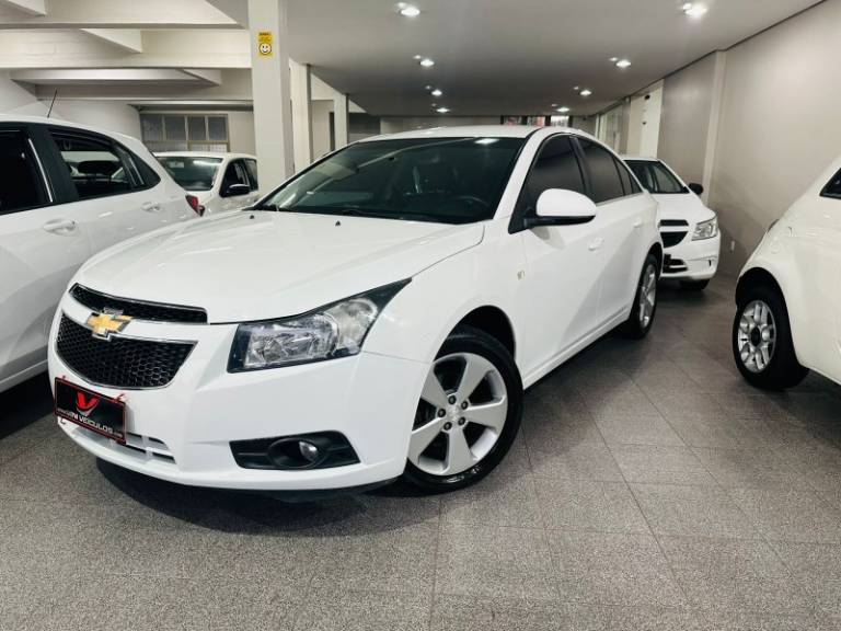 CHEVROLET - CRUZE - 2013/2013 - Branca - R$ 57.900,00