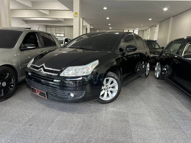 CITROËN - C4 - 2013/2013 - Preta - R$ 35.900,00