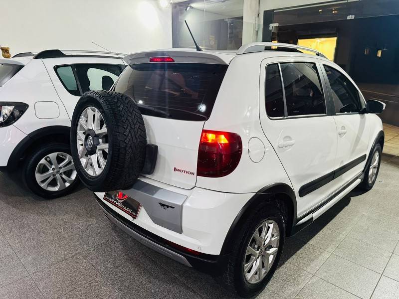 VOLKSWAGEN - CROSSFOX - 2013/2013 - Branca - R$ 44.900,00
