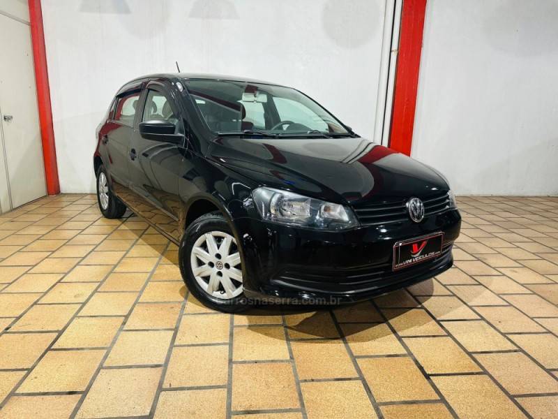 VOLKSWAGEN - GOL - 2016/2016 - Preta - R$ 42.900,00