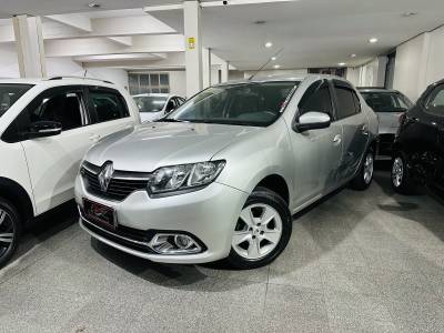RENAULT - LOGAN - 2014/2014 - Prata - R$ 38.900,00