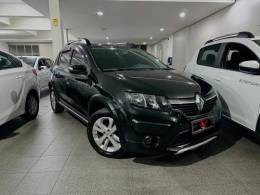 RENAULT - SANDERO - 2015/2015 - Preta - R$ 44.900,00