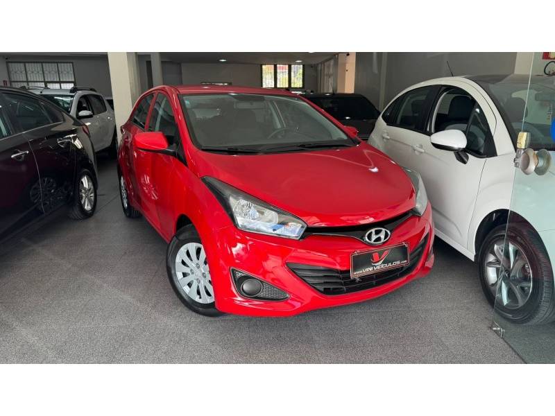 HYUNDAI - HB20 - 2013/2013 - Vermelha - R$ 41.900,00