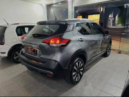 NISSAN - KICKS - 2017/2017 - Cinza - R$ 79.900,00