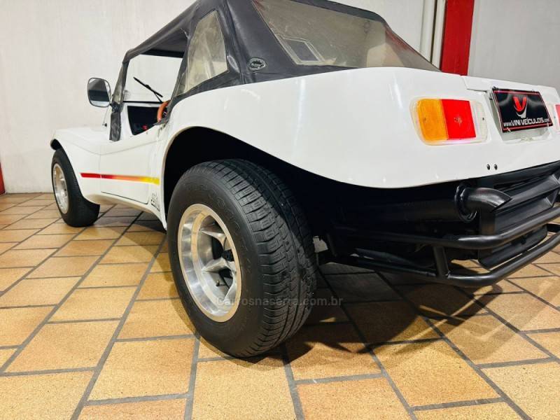 EMIS - BUGGY - 1990/1990 - Branca - R$ 54.900,00